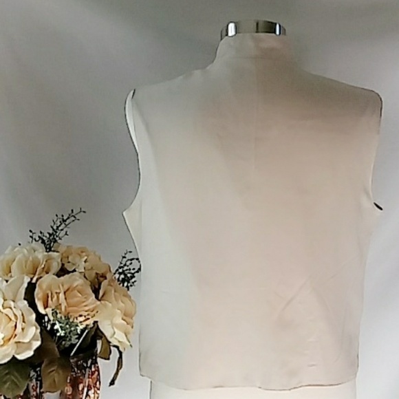 Silk House Silk Vest - Picture 3 of 6